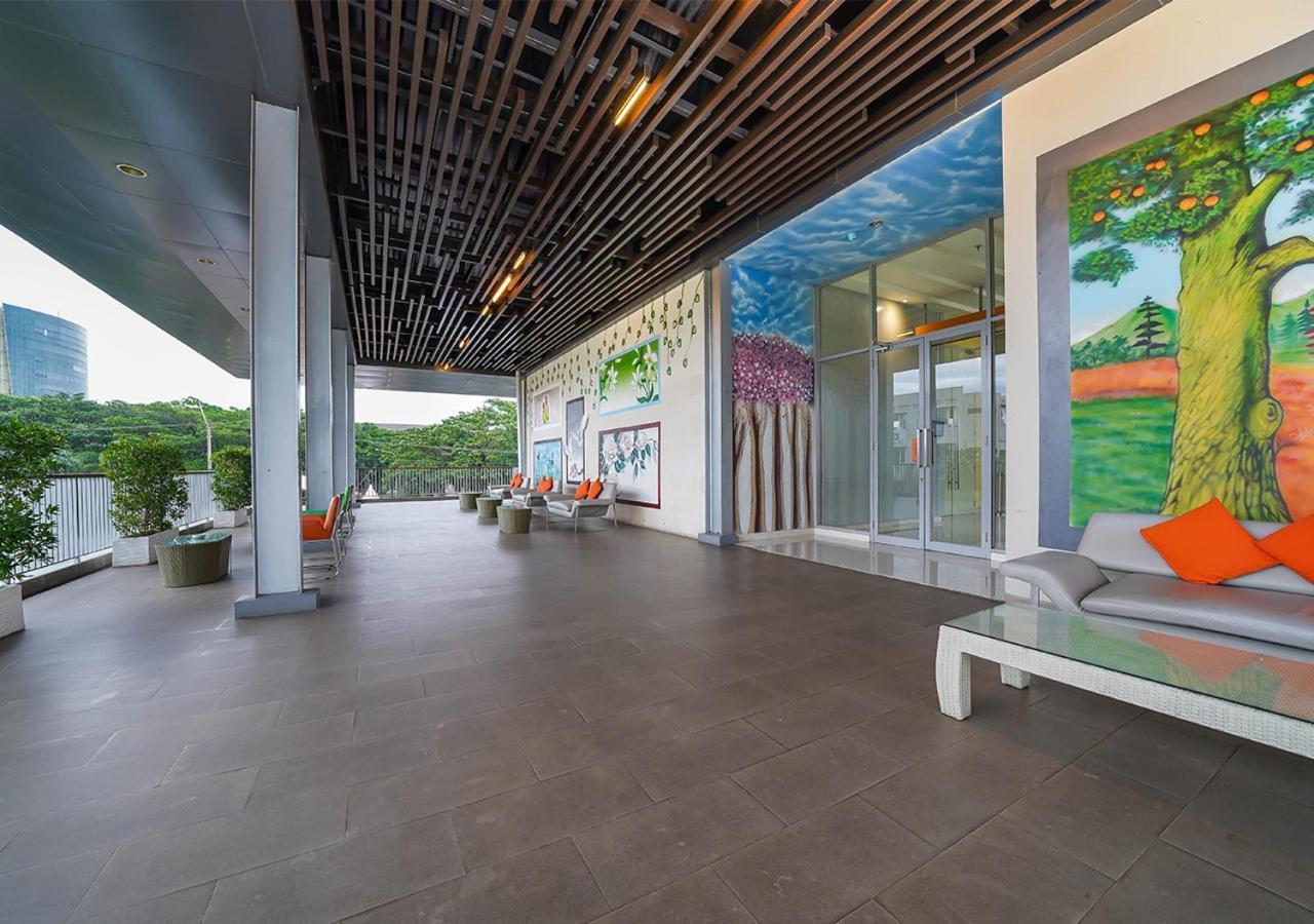 Harris Hotel Sentul City Bogor Exteriér fotografie
