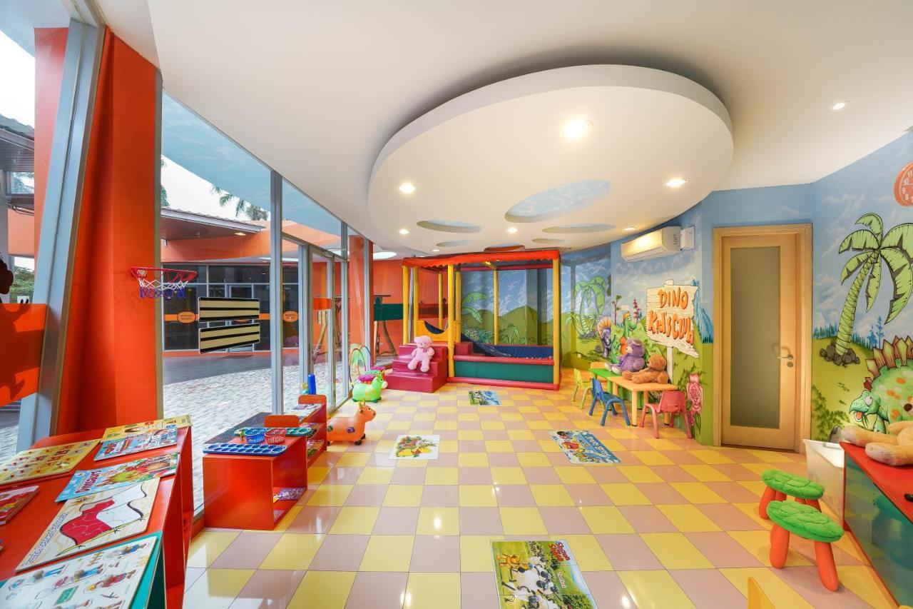 Harris Hotel Sentul City Bogor Exteriér fotografie